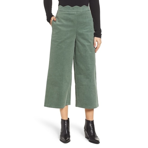 [BP] Corduroy Scallop Wide Leg Pants - Picture 1 of 7